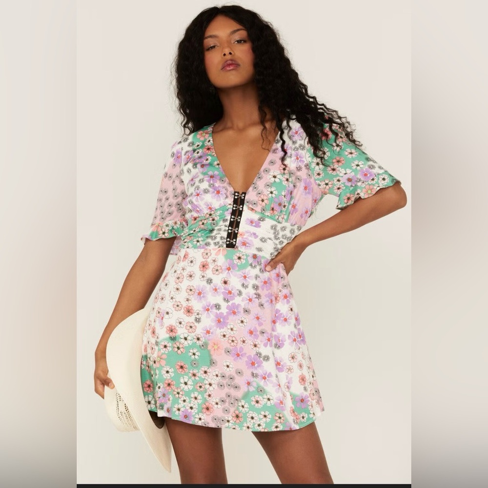 Beautiful Floral Asian Inspired Knee Length Dress Women's XL Lined Pleated‎ BOHO